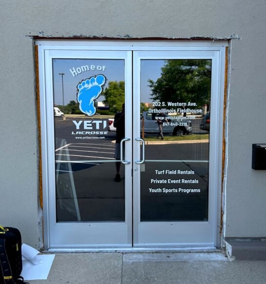 Custom Vinyl Lettering & Graphics